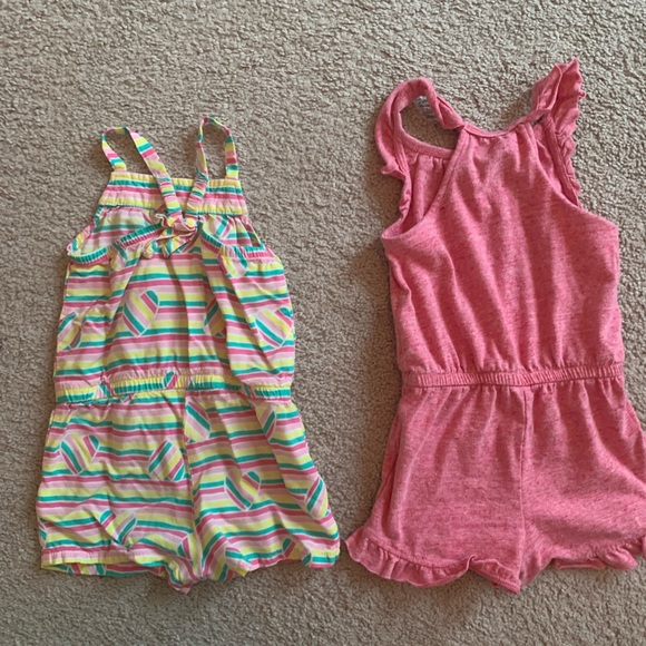 Set of 2 - Cat & Jack rompers - Picture 3 of 4